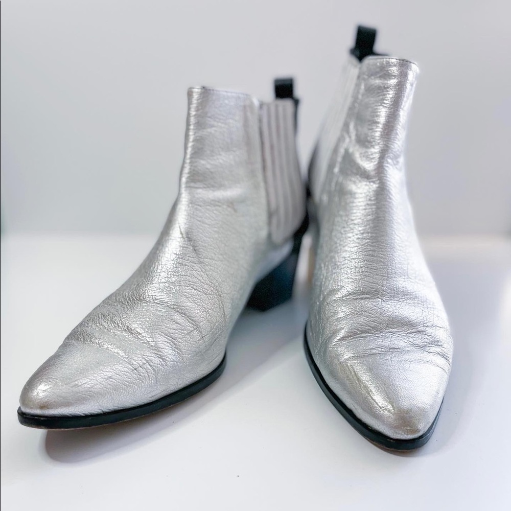 Modern Vice 
Silver//Black//White Ankle Boots